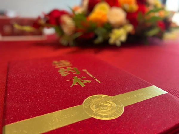 PICC中国人保为德威克门窗承保产品责任险，为消费者保驾护航！